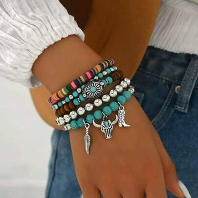 SHEIN 5pcs/Set Bohemian Retro Western Style Faux Turquoise Elastic Cord Beaded Steer Horn Cowboy Boot Pendant Bracelet Set, Suitable For Women And Men Daily