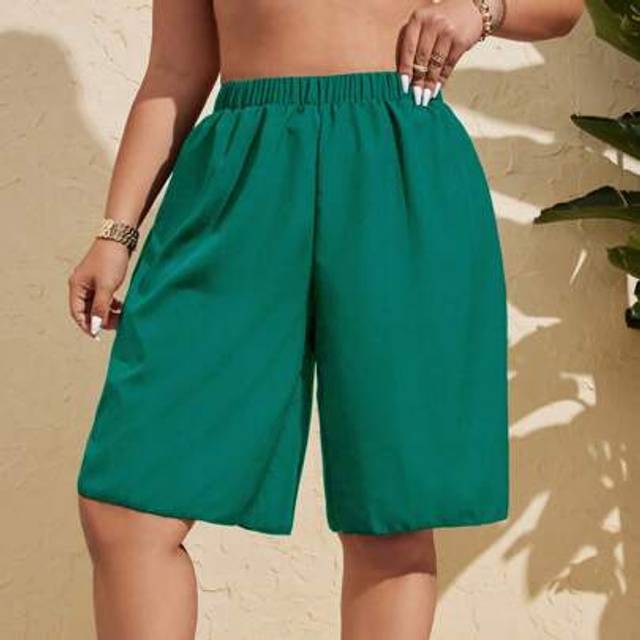 Swim Lushoire Plus Size Women&#39;s Solid Color Casual Bermuda Shorts, Vacation & Beach