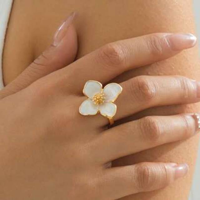 SHEIN 1pc Summer Vacation Style White Enamel Colorful Floral Four Leaf Flower Ring For Women