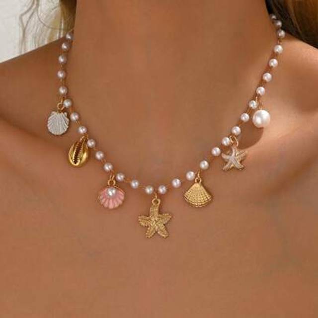 SHEIN 1pc Women&#39;s Gold Starfish Shell Faux Pearl Necklace Bohemian Bead Shell Collar Necklace Beach Hawaiian Holiday Mermaid Accessories Jewelry Suitable Fo
