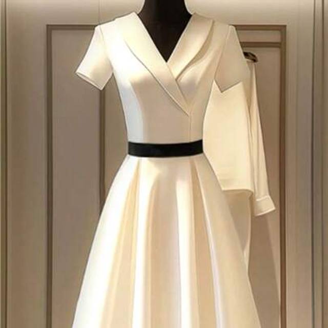 Franclia Elegant, Fashion, Simple Daily Versatile V-Neck Elastic Waist Loose A-Line White Dress For Women, Short Sleeve, Spring/Summer
