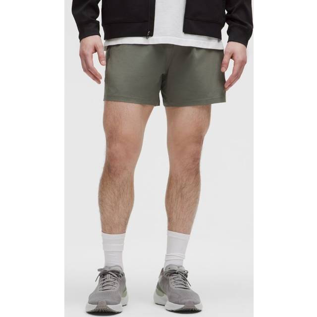 lululemon – Pace Breaker Shorts ohne Liner für Männer – 13 cm – Größe 2XL in Grey Sage