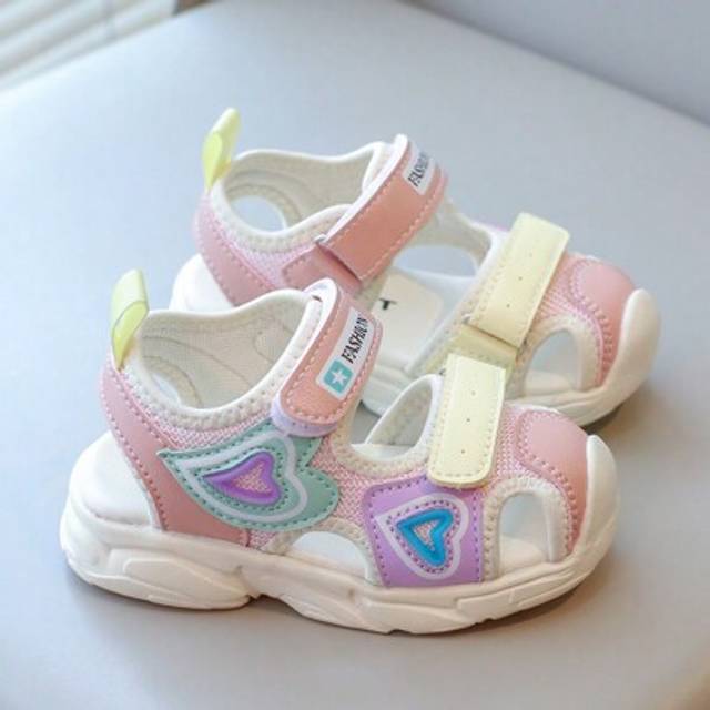 SHEIN 2025 Summer New Style Kids Sandals, Girls Soft Bottom Non-Slip Peach Color Beach Sandals