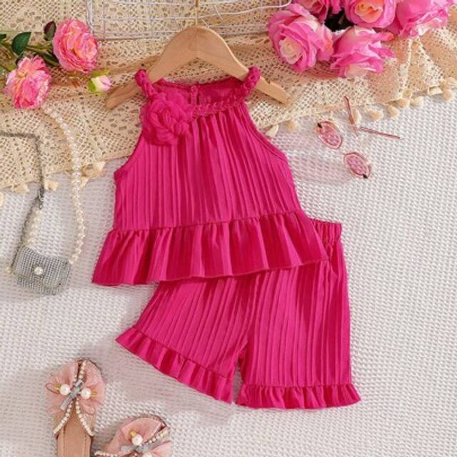 SHEIN 2pcs Girls Cute Floral Crochet Halter Top + Ruffle Hem Shorts Set, Fashionable Casual Outfit For Daily Wear, Vacation, Outdoor, Summer