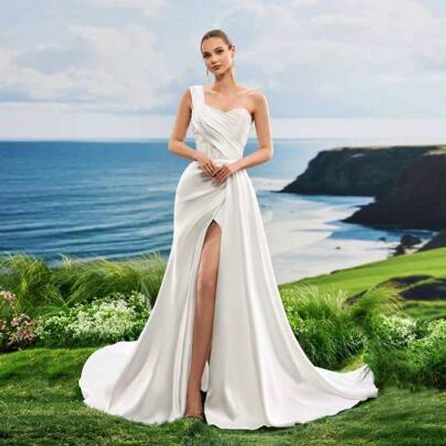 SHEIN Graceful One Shoulder Contrat Lace,Split Thigh Wedding Dress For Bride