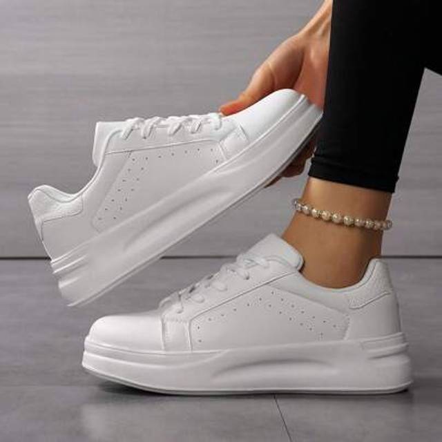 SHEIN New White Sneakers, Casual Breathable Comfortable Versatile Korean Style Lace-Up Canvas Shoes