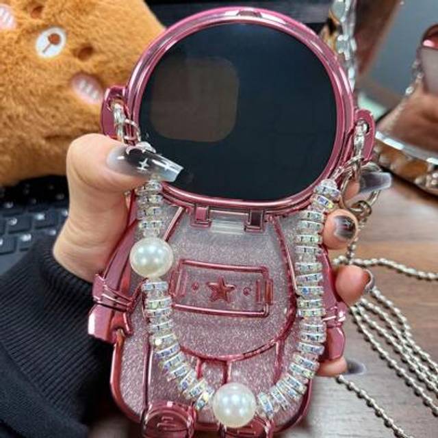 SHEIN 3pcs Set: Rose Gold Plated Astronaut Shaped Phone Case + 1.2m Chain Strap + Rhinestone Pearl Decor Short Handbag Chain, Glitter Cosmetic Mirror With A