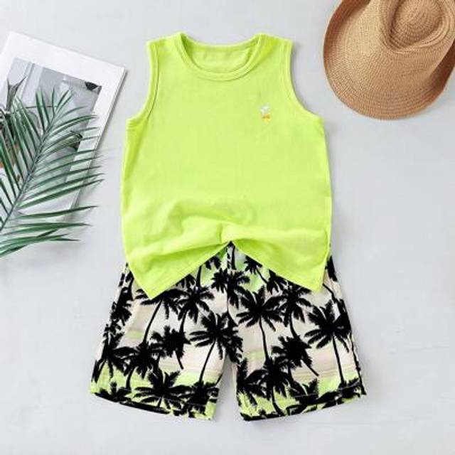 SHEIN 2 Pieces Casual Set: Tween Boys Tree Pattern Sleeveless T-Shirt And Elastic Waist Hawaiian Shorts