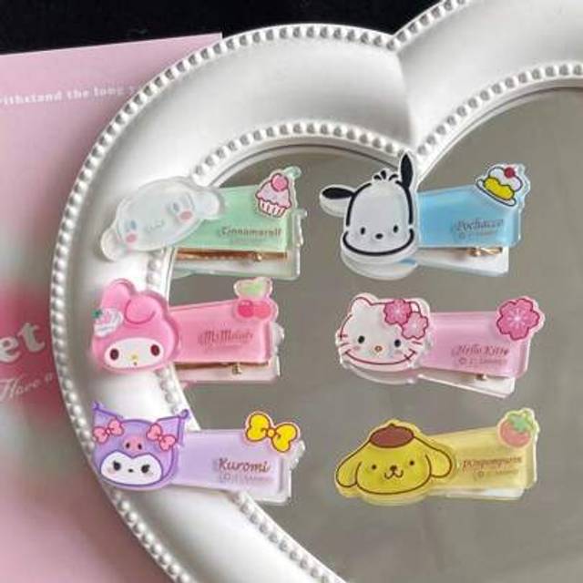 SHEIN Sanrio Hello Kitty Pudding Dog Pacha Dog Melody Kuromi Hair Clips Ins Transparent Girl Heart Student Cartoon Bangs Side Clips Hair Accessories For Gir