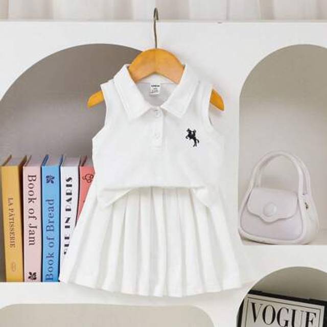 SHEIN 2pcs/Set Baby/Baby Girl Polo Collar Tennis Sport Style Short Sleeve Top And Skirt Outfit, Parent-Child Spring/Summer Set