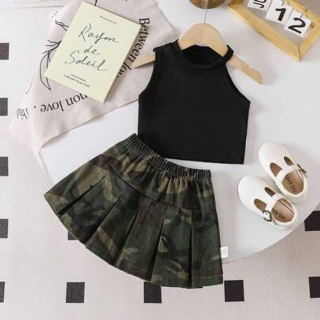 SHEIN 2 Pieces Set Infant/Baby Girl Casual Fashion Minimalist Versatile Chic Asymmetric Neckline Design Soft & Comfortable Stretchy Ribbed Knit Solid Color