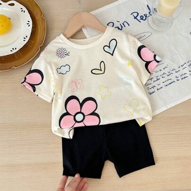 SHEIN Baby Girl Cute Knit Cartoon Pattern Short Sleeve T-Shirt And Elastic Waist Shorts Set, Summer