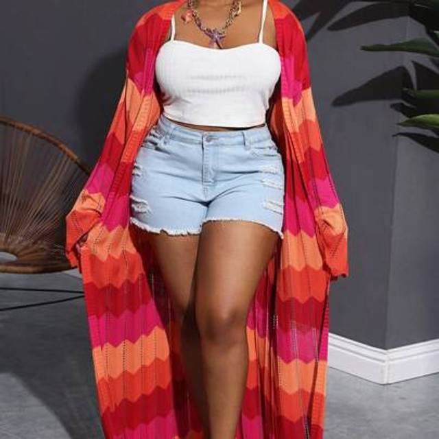 Slaydiva Plus Size Summer Holiday Contrast-Color Crochet Hollow-Out Long Cardigan