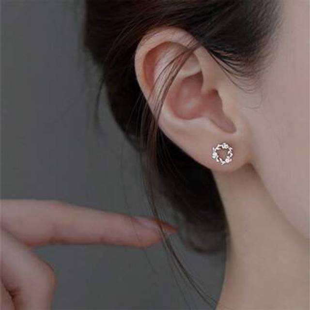 SHEIN 1pair Simple Style Korean Square Inlaid Open Loop Earrings