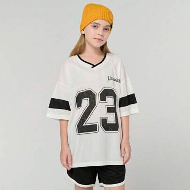 SHEIN 2pcs/Set Girls Elder Tween Girl Casual Everyday Outdoor Sports Style Short Sleeve Shorts Set, Summer