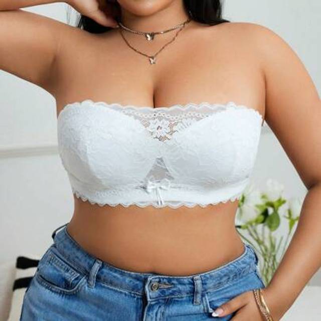 SHEIN Plus Size Strapless Lace Wireless Bandeau Bra