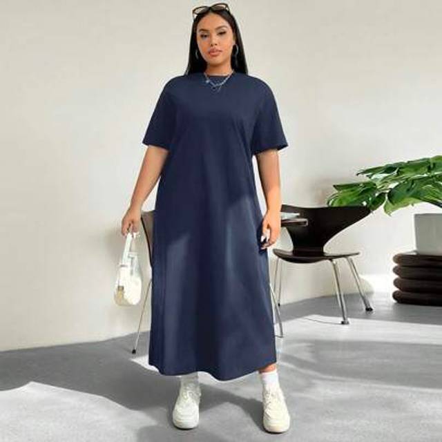 SHEIN Plus Size Simple Solid Color Short Sleeve T-Shirt Dress