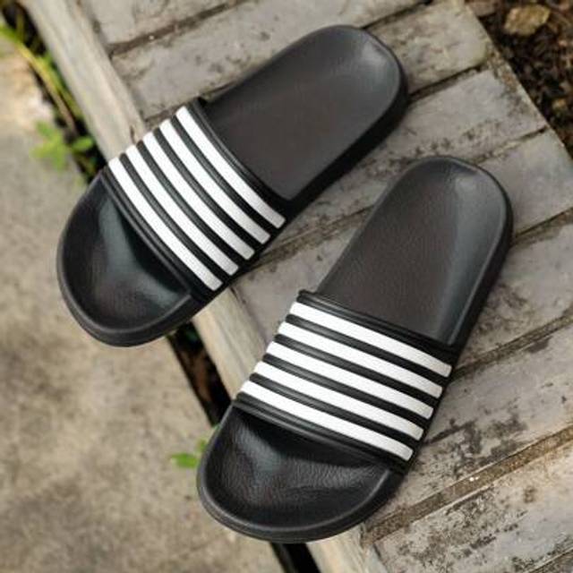 SHEIN Men Casual Simple Buckle Slip-On Slide Sandals, Suitable For Teen Summer Casual, Outdoor, Athletic, Vacation, Graduation Gifts, Birthday Dress Accesso