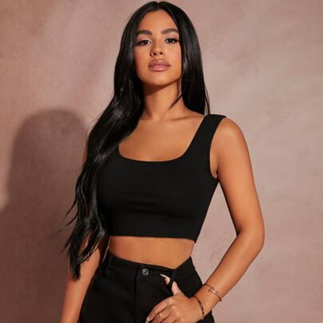 SHEIN Plus Size Women&#39;s Solid Color Sleeveless Tank Top For Daily Wear