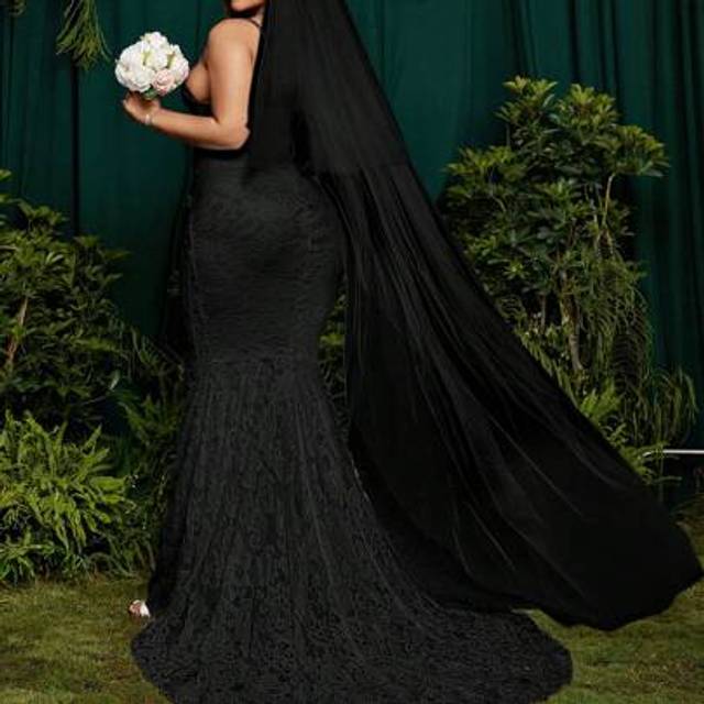 SHEIN Plus Size Spaghetti Strap Lace Fishtail Maxi Wedding Dress, Sexy Fitted White Formal Gown For Women