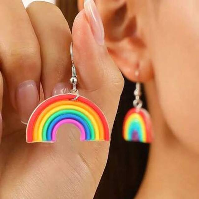SHEIN 1 Pair Colorful Rainbow Pride Month Earrings, Cute Summer Color Jewelry, Suitable For Holidays Gift And Daily Wear