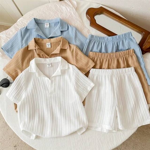 SHEIN 6pcs/Set Young Boys Casual College Style Comfortable Fashion Simple Practical Cute Textured Fabric Short Sleeve Shirt And Shorts Multi-Piece Set, Suit