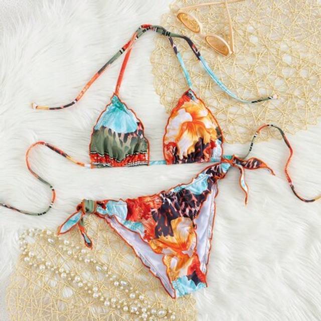 SHEIN Women&#39;s Cute Floral Lace Pleated Bikini Two Pieces Set, Suitable For Summer Island Vacation Swimming