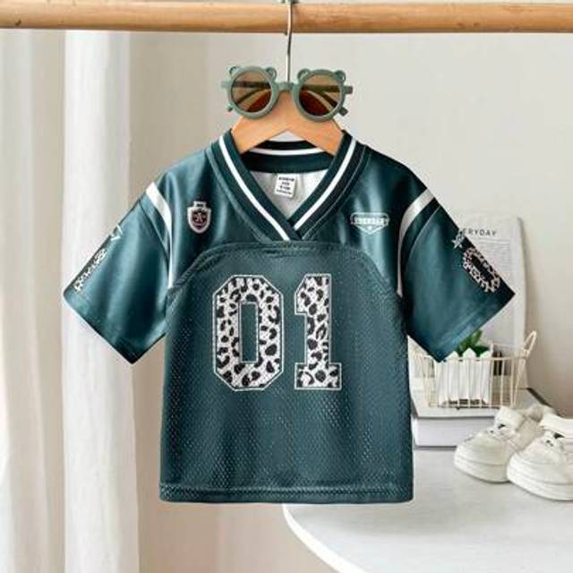 SHEIN Baby Girl Infant Leopard Print Number Graphic Football Jersey T-Shirt, Casual Athletic Street Fashion Jersey