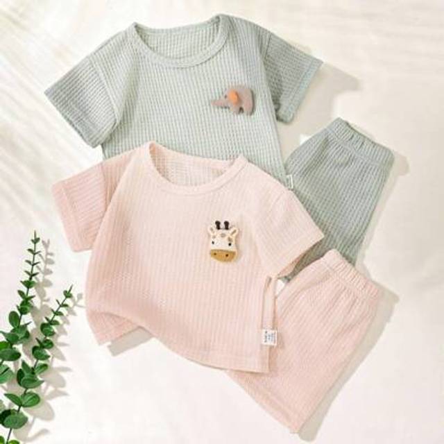 SHEIN 4pcs/Set Baby Boys/Girls Casual Daily Versatile Cute 3D Cartoon Giraffe Elephant Logo Print Short Sleeve T-Shirt & Shorts Set, Soft Knit Fabric Suitab