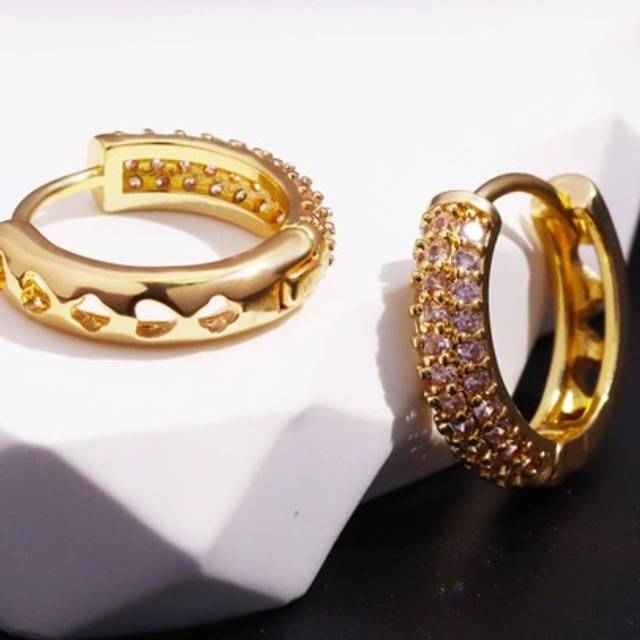 SHEIN Men Cubic Zirconia Decor Hoop Earrings, For Jewelry Gift And Party