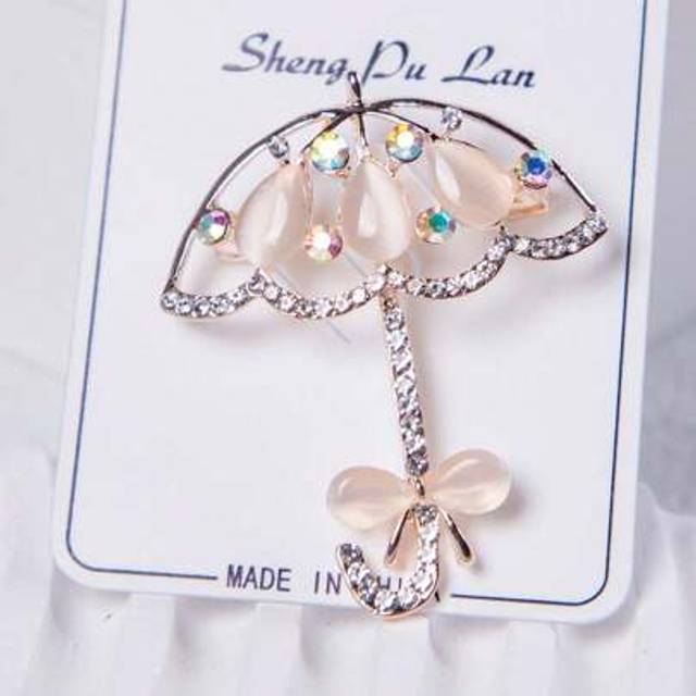 SHEIN Royal 1pc Simple Fashionable Faux Cat Eye Stone & Rhinestone Decor Umbrella Shaped Brooch Pin For Women Suit, Dress, Sweater, Scarf Accessory Dress Ac