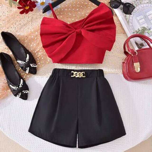 SHEIN 2pcs/Set Tween Girls Red Bow Strap Tank Top Matching Black Shorts With Metal Waistband, Elegant Spring/Summer Outfit