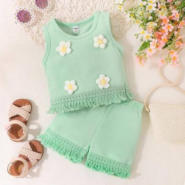 SHEIN Baby Girl Summer New Arrival 3D Flower Sleeveless Top + Shorts 2 Pieces Outfit