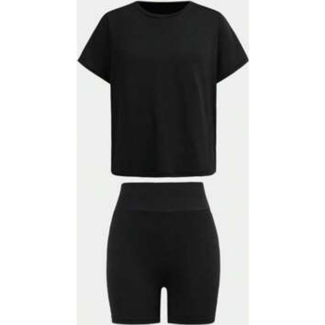 SHEIN Tween Girls Activewear 2pcs Matching Set - Black Crew Neck Short Sleeve Split T-Shirt + Form-Fitting Shorts, Comfortable & Versatile, Suitable For Ten