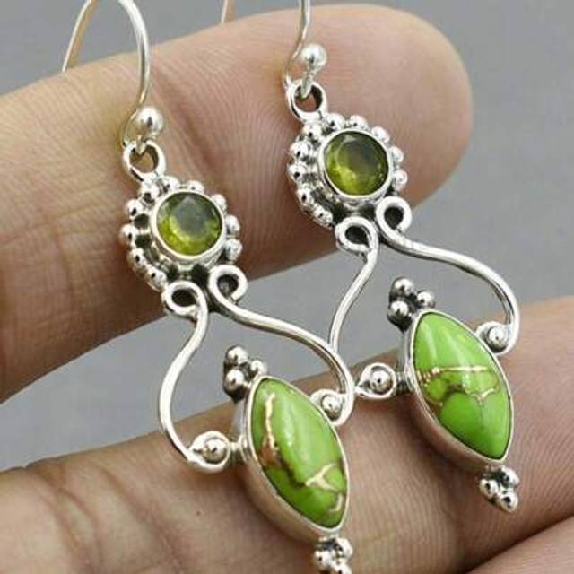 SHEIN 2pcs Vintage Green Patterned Turquoise Earrings, Jewelry Gift For Anniversary, Holiday Style