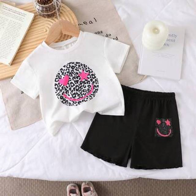 SHEIN Baby Girl Comfortable & Fashionable Smiling Face Casual Sweet Cool Set, Skin-Friendly Fabric, Suitable For Indoor And Outdoor Activities