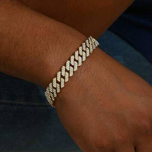 SHEIN Men&#39;s Dazzling Zirconia Stone Encrusted Tennis Chain Bracelet, European & American Style