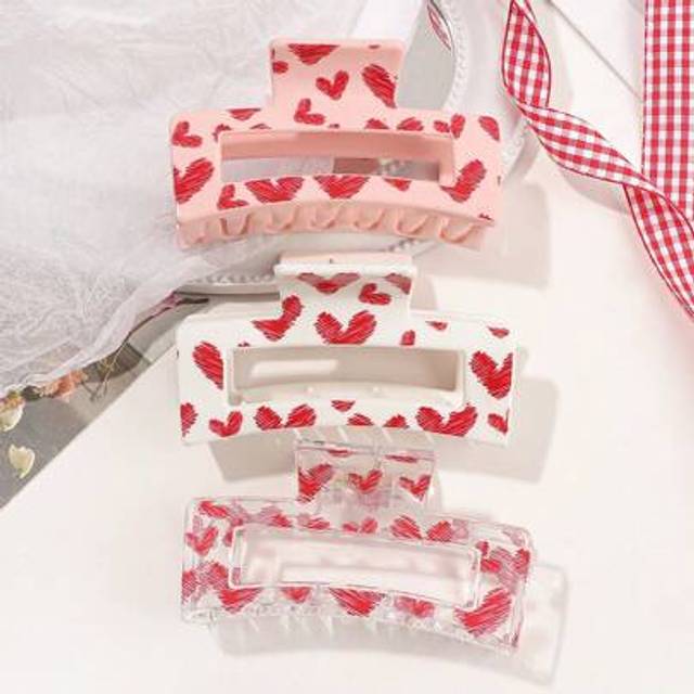 SHEIN 3pcs/Set Valentine&#39;s Pink Heart Heat Transfer Print Claw Clips, Simple Square Hair Clips, Sweet Cute Casual Street Wear Hair Accessories