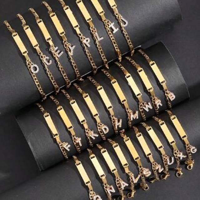 SHEIN Fashionable Lightweight Butterfly & Heart Design 26 Letters Stainless Steel Crystal Adjustable Bracelet For Girls & Boys, Delicate Small Gift For Kids