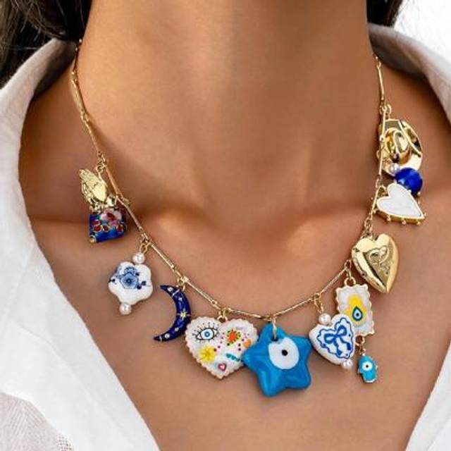 SHEIN 1pc Evil Eye Glass Beads Heart Locket Charm Necklace, Multi Charms Necklaces Jewelry For Women, Star Moon Hearts Multiple Charms Necklace (Handmade, S