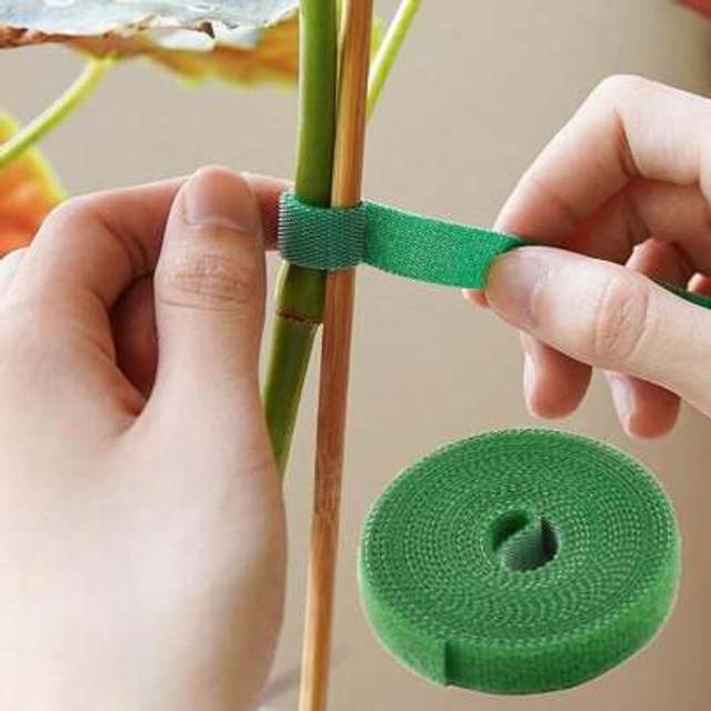 SHEIN 5m Hook And Loop Fastener Colorful Self-Adhesive Cable Ties For Cable Management, Nylon Gardening Tie