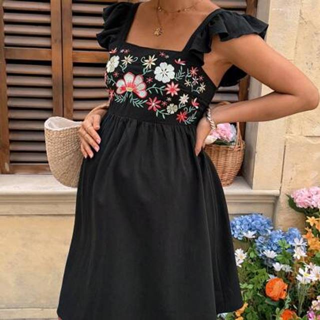 SHEIN Boho Pregnant Women Sling Dress, Fashionable And Suitable For Summer   Embroidered Dress  Back Bow Tie
