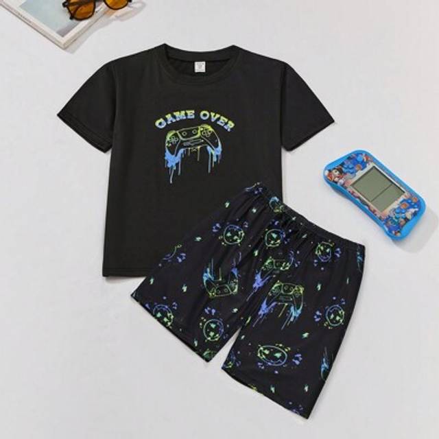 SHEIN Teen Boy Minimalist Casual Everyday Video Game Graphic Pajama Set