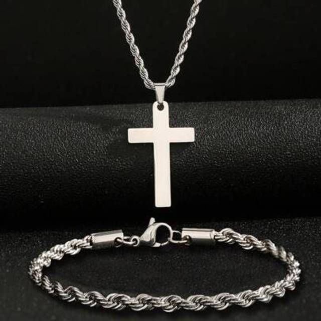 SHEIN Men&#39;s Retro Cuban Link Cross Pendant Necklace And Bracelet Set