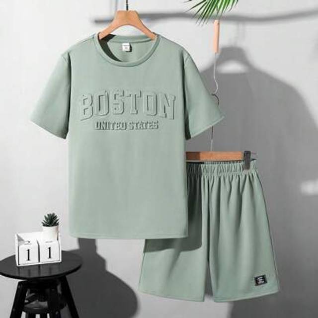 SHEIN 2pcs/Set Teen Boy Casual 3D Embossed Letter Graphic Round Neck Short Sleeve T-Shirt And Shorts Set, Suitable For Commuting, School, Daily Casual, Spor