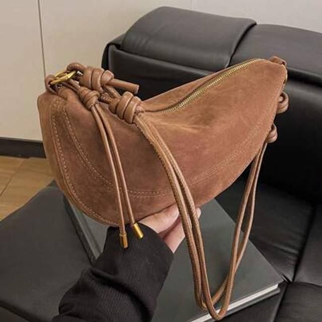 SHEIN 1pc Women Vintage Fashion Solid Color Suede Texture Shoulder Bag With Crescent Design, Zipper Closure, Suitable For Daily Use And Going Out