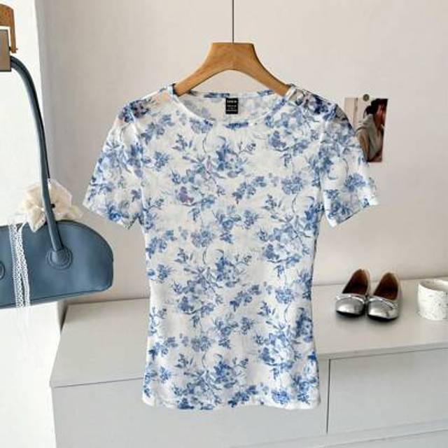 Luneh Blue & White Print Sheer Net Crew Neck Short Sleeve Women T-Shirt, Casual Vacation Daily Wear, Spring & Summer  Tops Cute Summer Tops Beach Vacation O