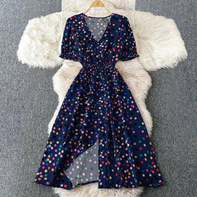 SHEIN Plus Size Women&#39;s Full Print V-Neck Short Sleeve Cinched Waist Casual Dress