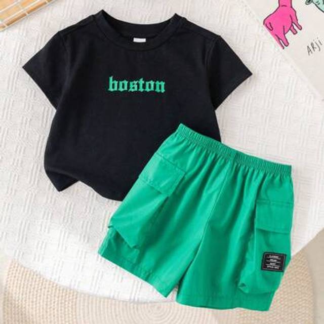 SHEIN 2pcs Baby Boy/Girl Casual Cute Funny Letter Pattern Dropped Shoulder Loose Knit Crew Neck Tee And Elastic Waist Shorts 2 Pieces Suit Set, Suitable For