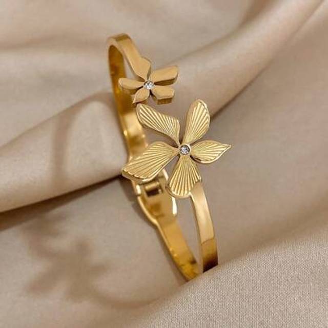 SHEIN 1 Pc Gold Color Bracelets For Women Teen Girls Rhinestone Orchid Flower Stainless Steel Cuff Bracelets Daily Party Jewelry Gifts Valentines,Mom,Mother